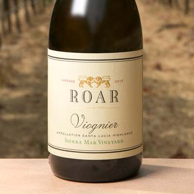 Acclaim  ROAR Wines